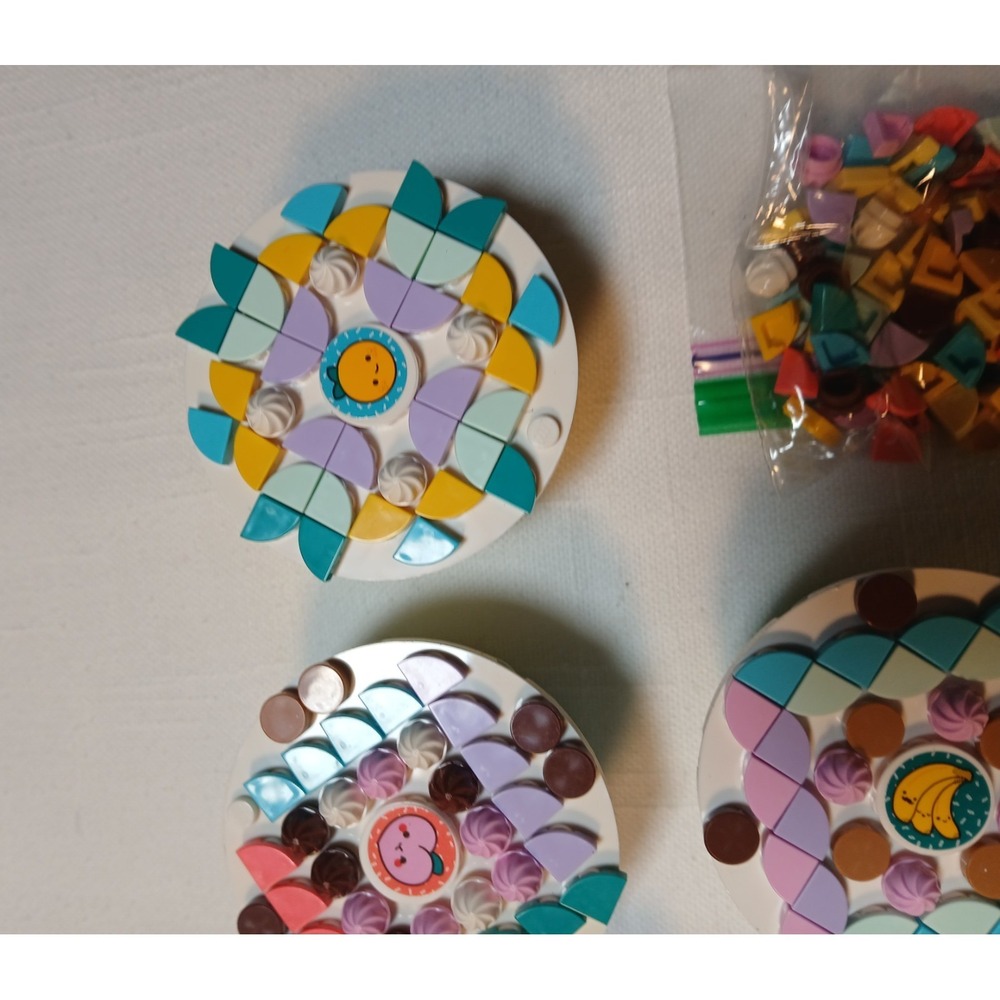 LEGO DOTS Creative Party Kit 41926 Cupcakes Lot with Bases - Picture 5 of 9